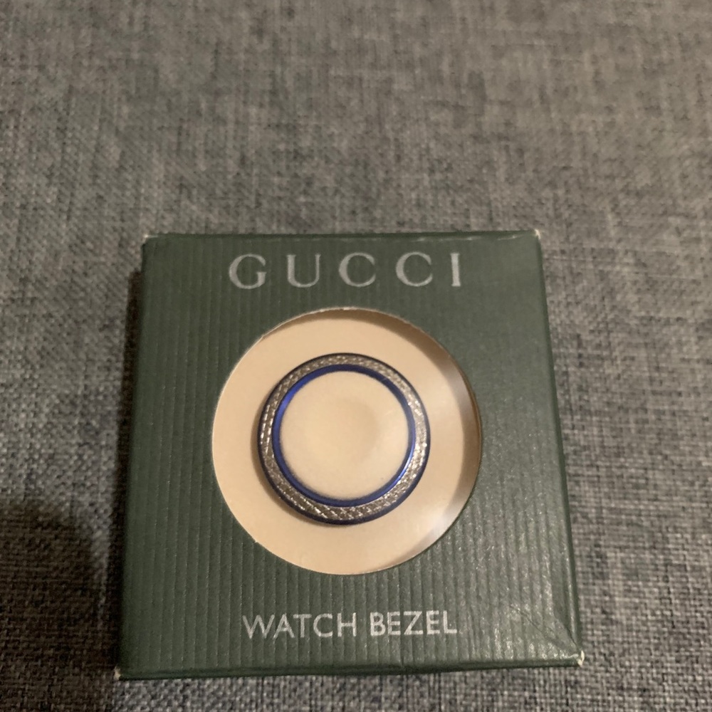COPY - NWT.  Authentic Vintage GUCCI BLUE BEZEL